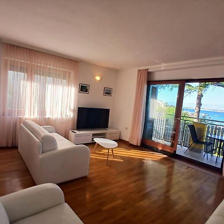 Apartments Villa Eden เปรโก ภายนอก รูปภาพ