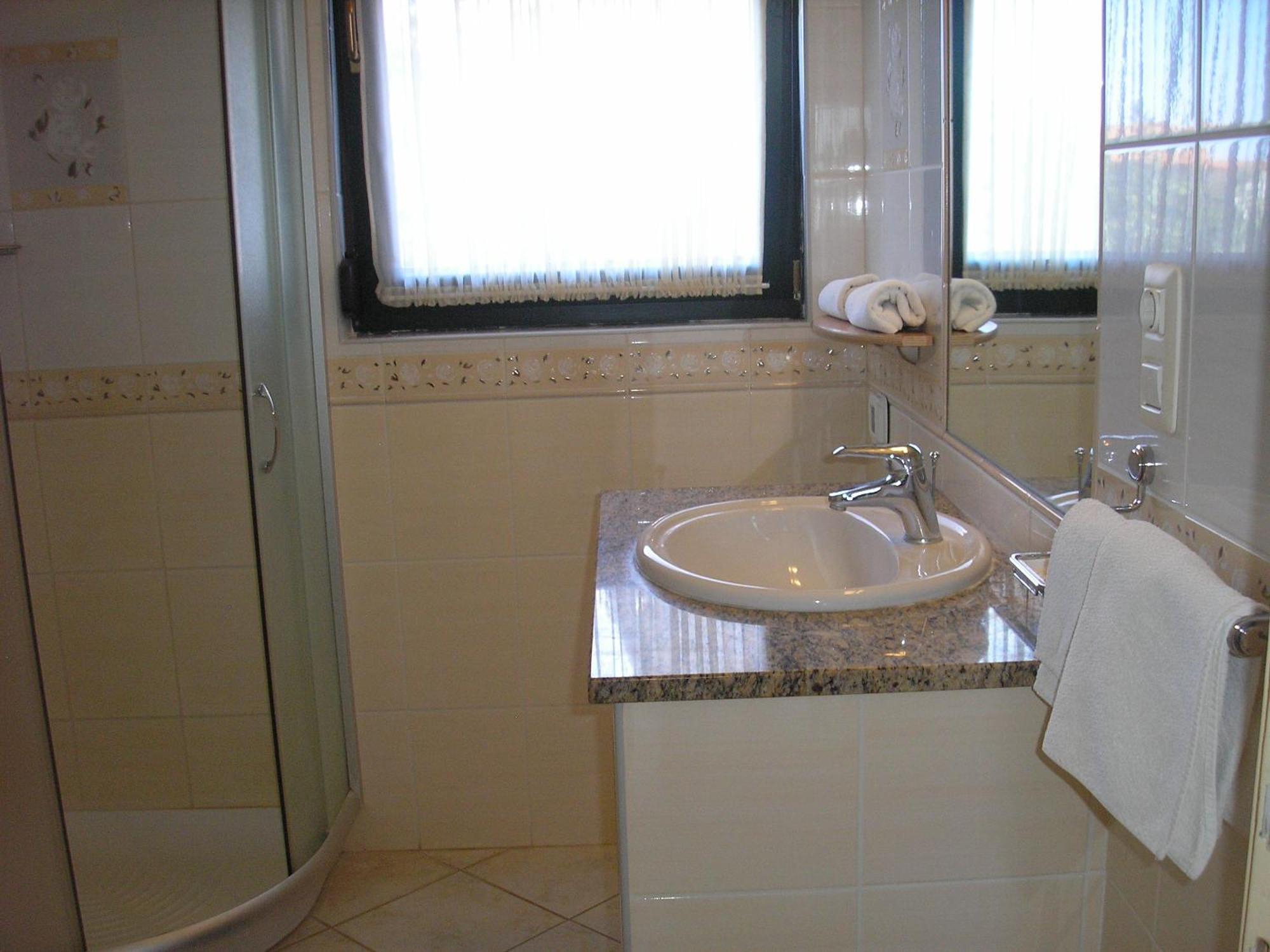 Apartments Villa Eden เปรโก ภายนอก รูปภาพ