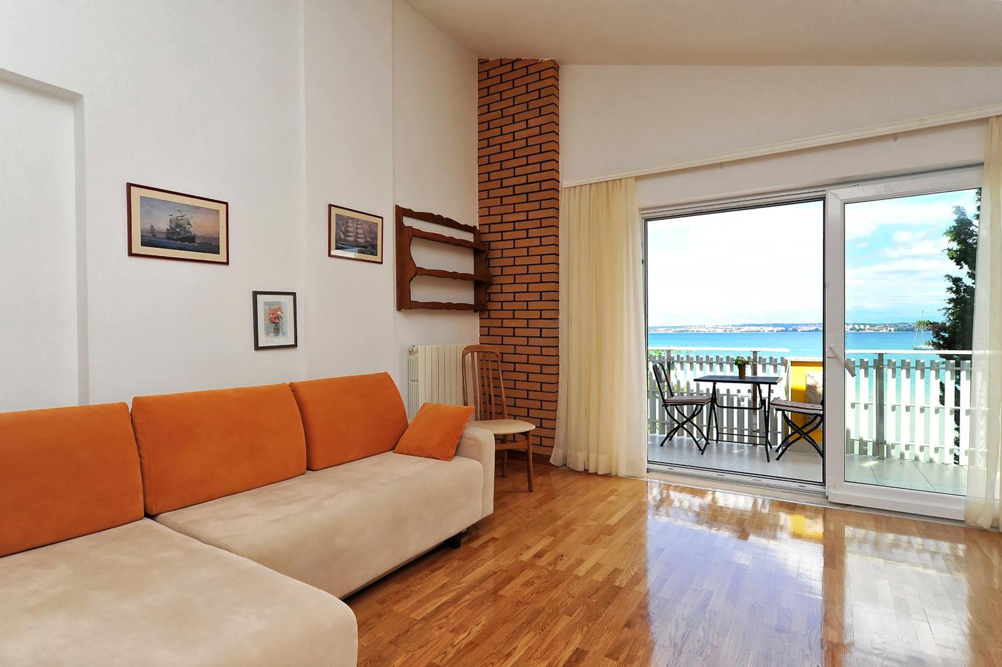 Apartments Villa Eden เปรโก ภายนอก รูปภาพ