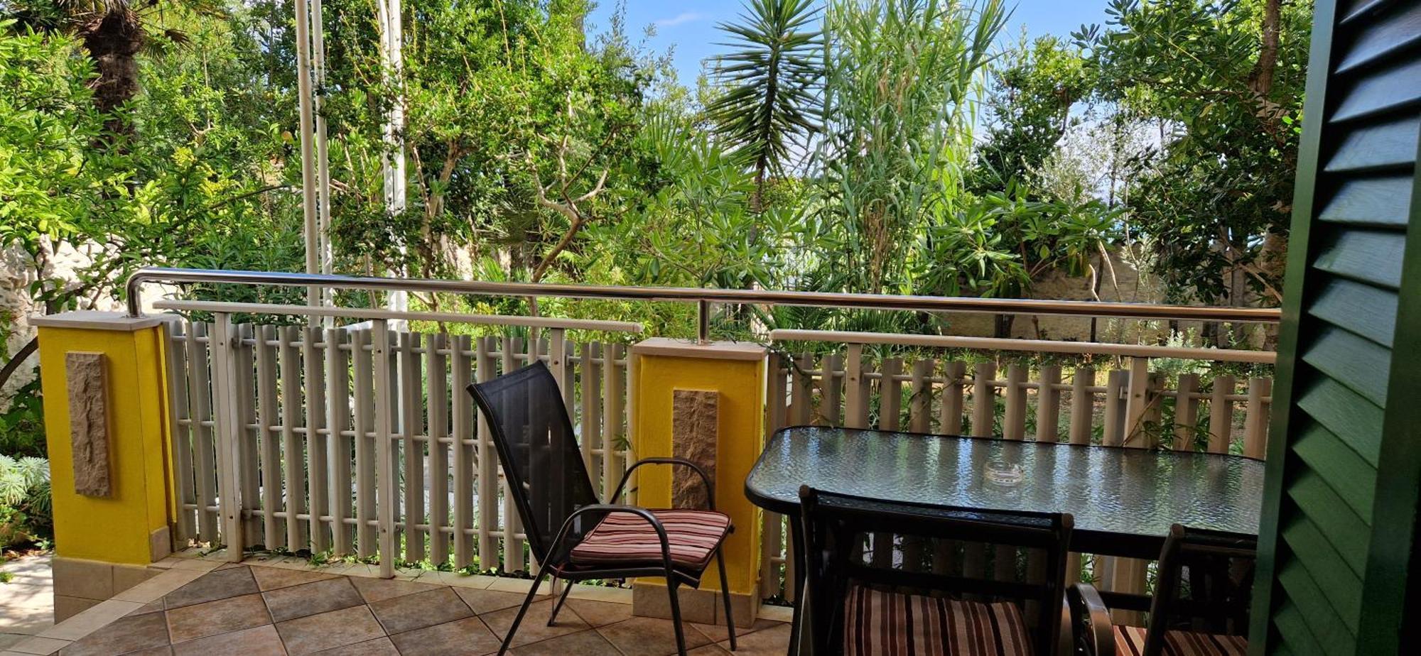 Apartments Villa Eden เปรโก ภายนอก รูปภาพ